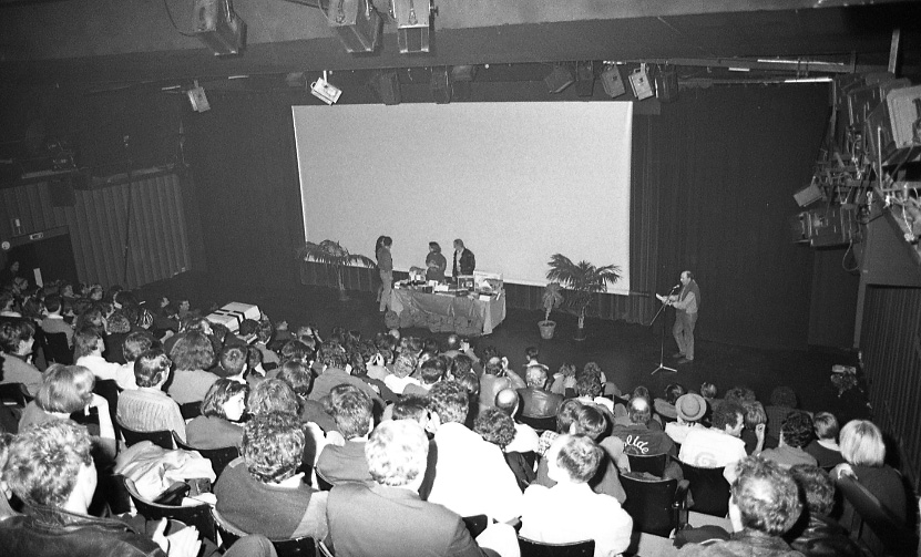 festival_photo_5f06312a9a67a.jpg